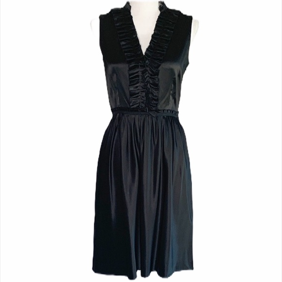 Cynthia Steffe Dresses & Skirts - CYNTHIA STEFFE 100% SILK LITTLE BLACK DRESS SIZE 6